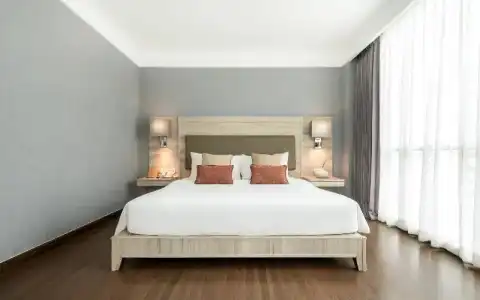 Adelphi Suites Bangkok - 84