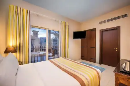 Al Hamra Beach and Golf Resort - 6