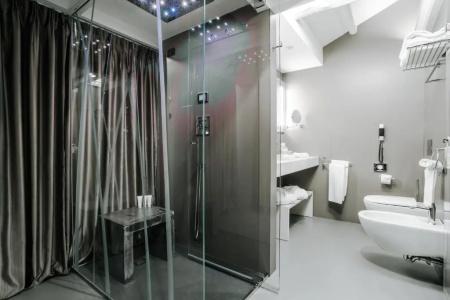 The Glam Boutique & Apt - 83