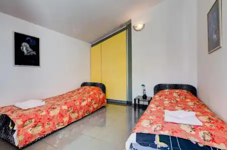 Sun Rose Apartments - 174