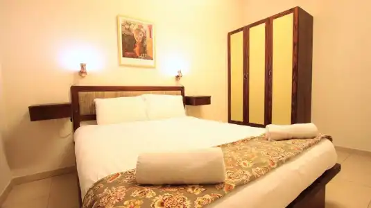 The Market Courtyard Suites Apartment - 3