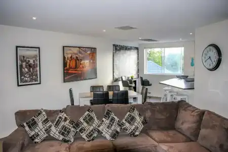 Surfers Beach Holiday Apartments - 44