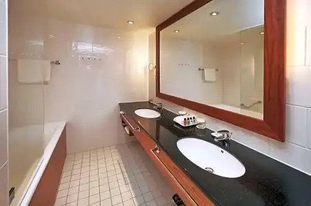 Crowne Plaza Helsinki by IHG - 82