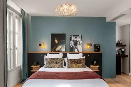 Lyric Paris - 59