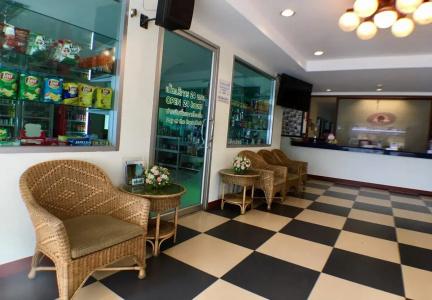 Trat Center - 1