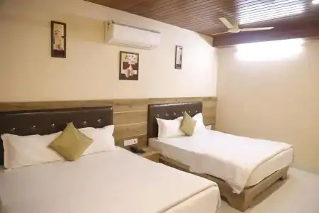 Star Inn - 54