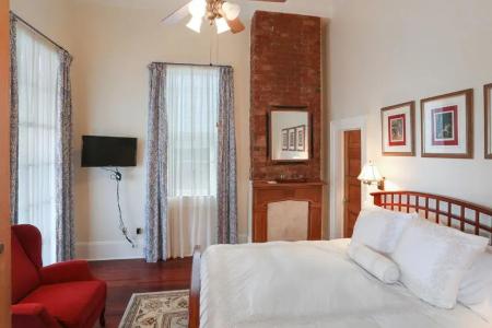 Elysian Fields Inn - 4