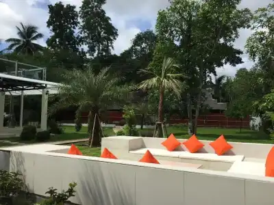 V Valley Resort - 11