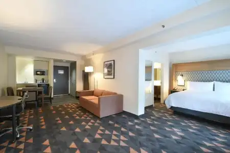 Holiday Inn Fredericksburg Conference Ctr, an IHG (Ex. Wingate by Wyndham Fredericksburg) - 39