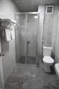 Cihan Palas - 1