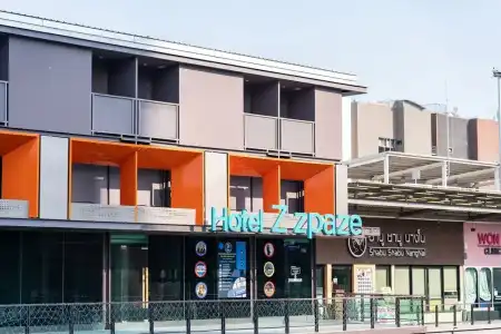 Z Zpaze - 0