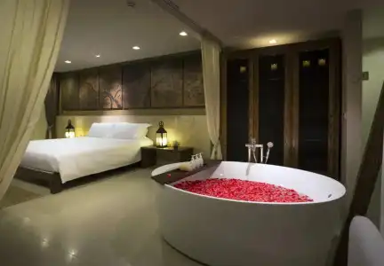 SUNSURI PHUKET, Nai Harn Beach - 1