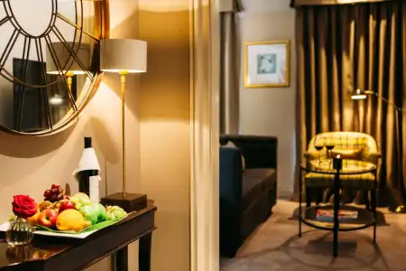 11 Cadogan Gardens and The Apartments by Iconic Luxurys - 12