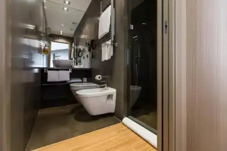 Best Western Plus The Hub - 57