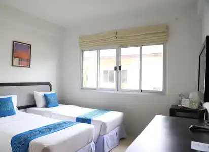 PP Charlie Beach Resort - 1