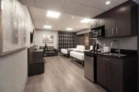 Hôtel & Suites le Dauphin Québec - 17