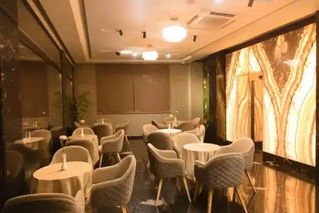Emerald Boutique - 13