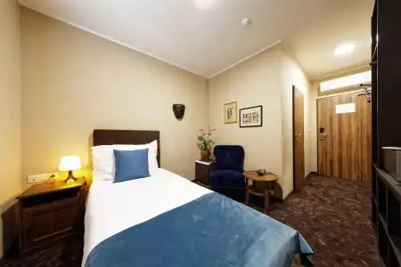 Max Inn - 58