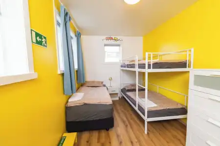 Hostel Fjordur - 9
