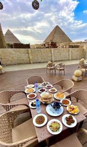 Pyramids Height Inn - 21