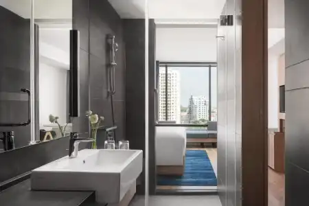 Courtyard by Marriott Phnom Penh - 30