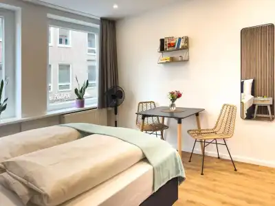 Melter & Apartments - a Neighborhood - 123