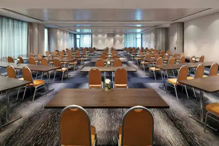 Sheraton Frankfurt Airport & Conference Center - 44