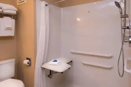 Best Western Ambassador Inn & Suites - 126