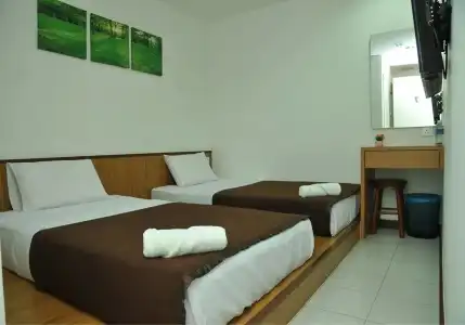 Api-Api Guest House - 1