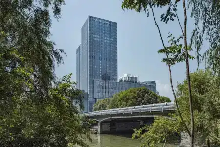 Four Seasons At Centre - 5