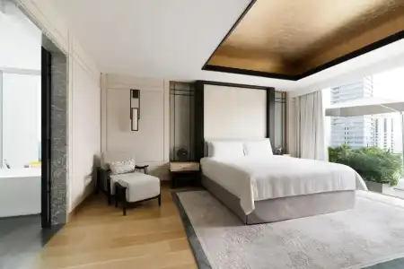 Shangri-La - 115