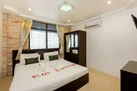 Club Bamboo Boutique Patong Beach Resort - 347
