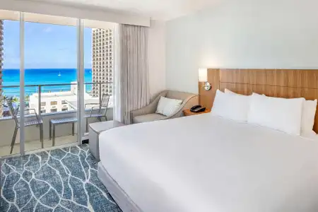 Hyatt Place Waikiki Beach - 49