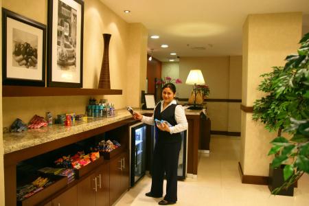 Hampton Inn & Suites by Hilton Mexico City - Centro Historico - 25