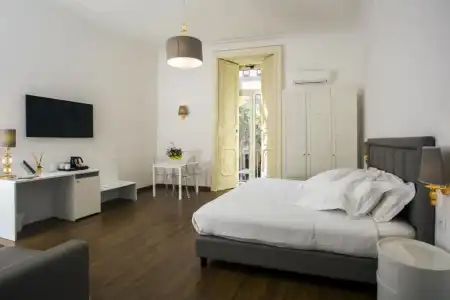 Napoli Class Luxury Rooms & Suites - 60