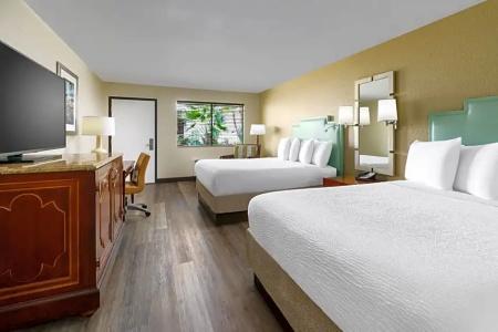 Coco Key & Water Park Resort - 50