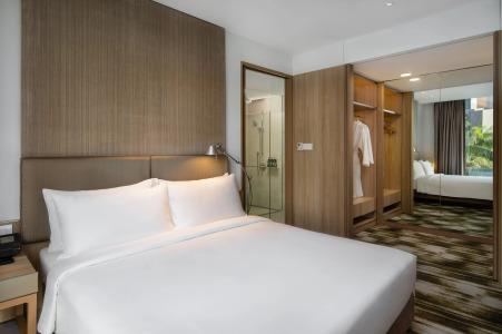 Crowne Plaza CHANGI AIRPORT by IHG - 2