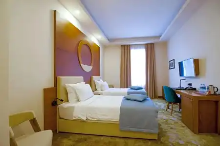 City Savoy - 30