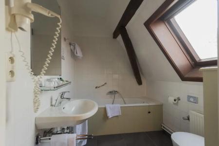 Canal View Ter Brughe by CW Collection - 33