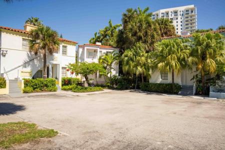 Miami River Inn By Renzzi - 28