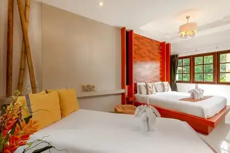 Club Bamboo Boutique Patong Beach Resort - 365