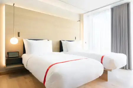 Ruby Emma Amsterdam - 5