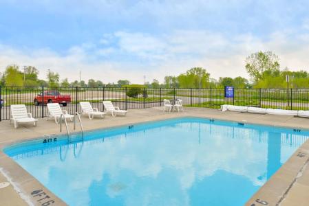 Valued Stay Madison - 18