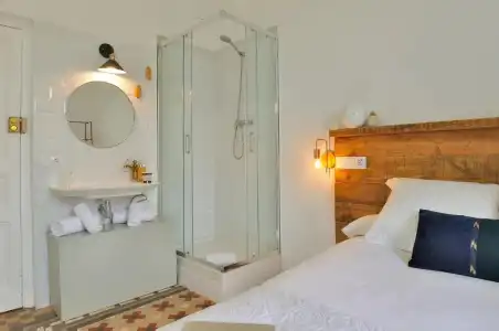Hostal Girona - 41