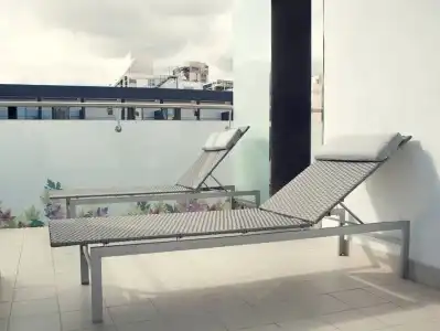 Oasis Plaza - 50