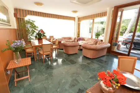 Miramare Residence Guest House - 25