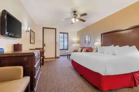 Best Western Plus Hacienda Old Town - 41