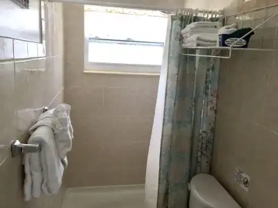 Luxury Home Villa D' Amore Southern Florida Paradise Sleeps 10 5 Bedroom Villa by RedAwning - 32