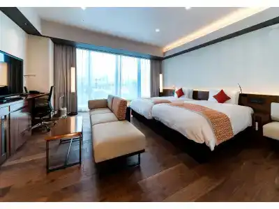 DoubleTree by Hilton Tokyo Ariake - 2