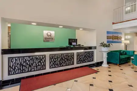 Quality Inn Enola - Harrisburg - 1